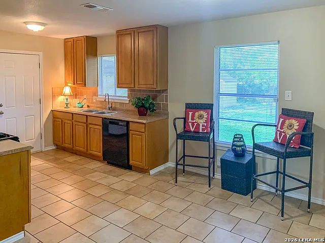 4535 Lyceum Dr — Photo 7