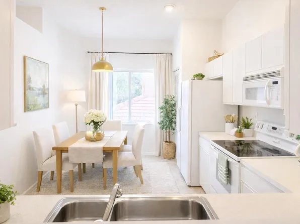 5914 Regal Glen Drive #205, Boynton Beach, FL 33437