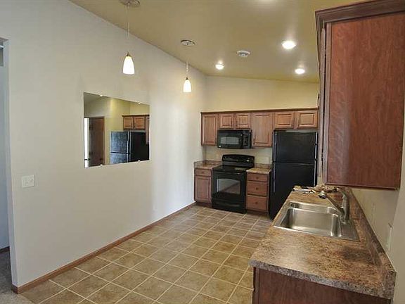5th image of 5323 Frontier Dr APT 2