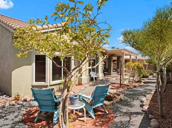 38563 Bent Palm Dr, Palm Desert, CA 92211