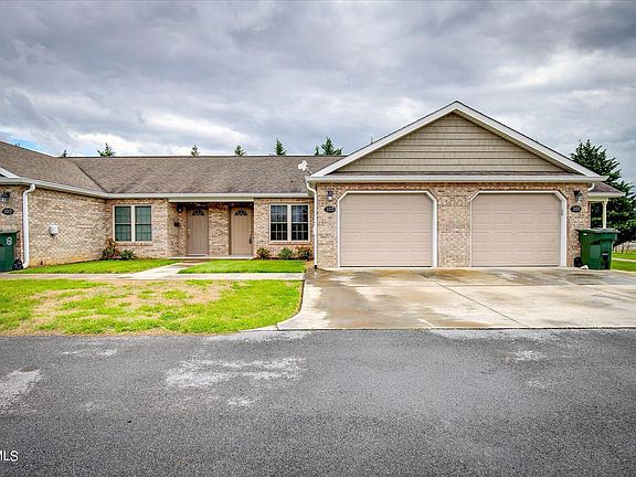 2nd image of 1168 Suncrest Dr #102