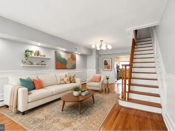 2432 S Bancroft St, Philadelphia, PA 19145