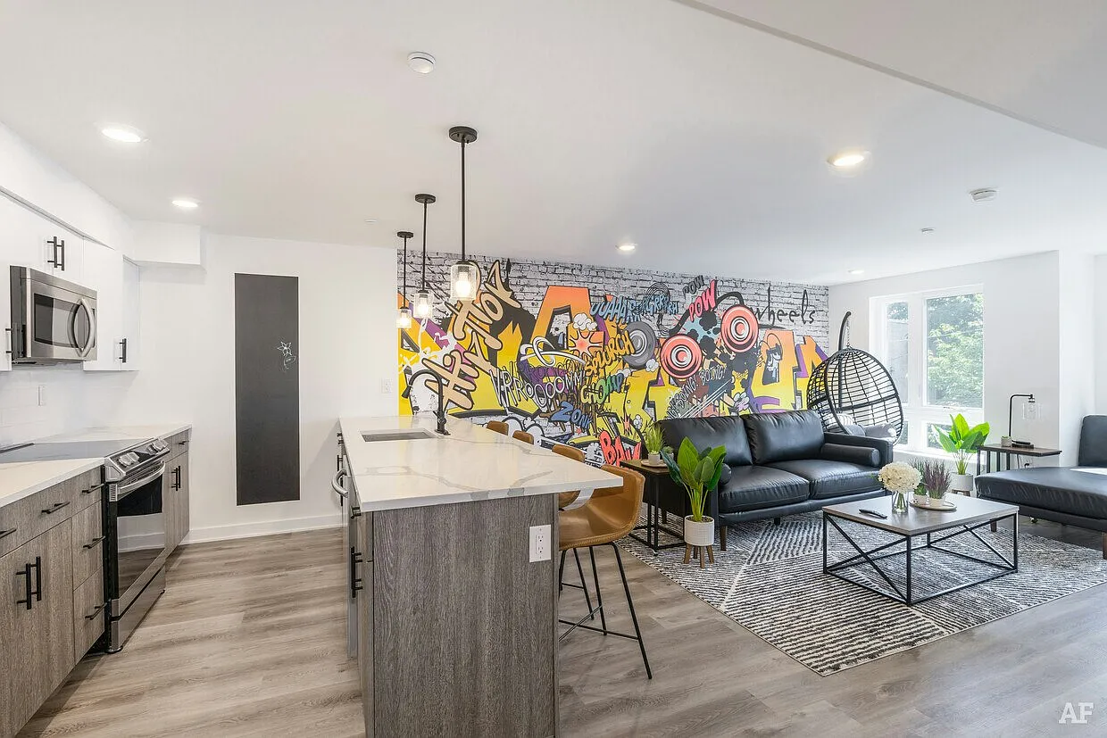 2200 North 11th Street, Unit 2C — Photo 1