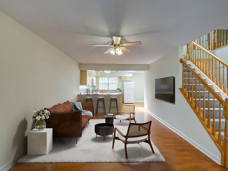 Bellevue - Liberty Military Housing — Photo 3