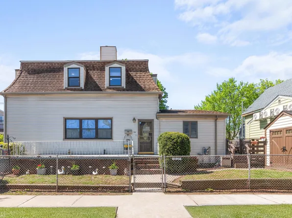 64-70 Silver St, Bayonne, NJ 07002