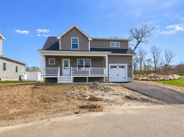 54 Vespia Ln, South Kingstown, RI 02879