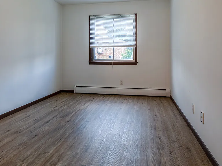 2505 Monterey Dr #8 — Photo 14