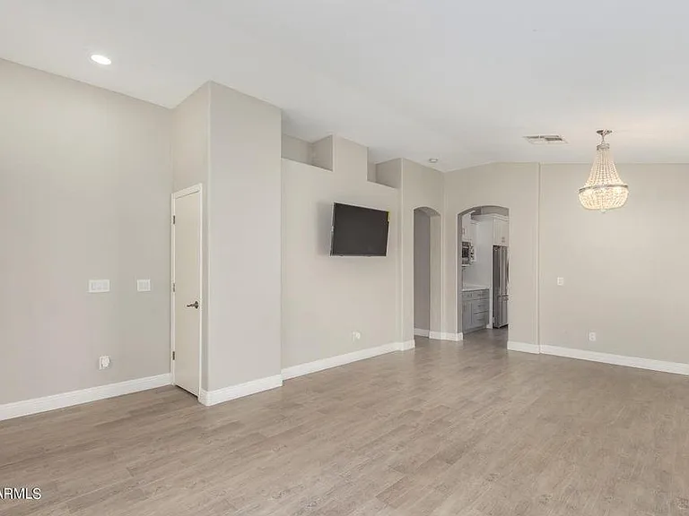 1265 W Fruit Tree Ln — Photo 20