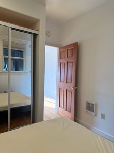 1106 18th St #1 - Image 5