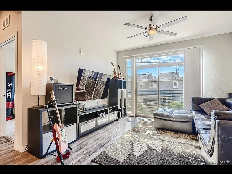 155 S Monaco Street Pkwy #103 — Photo 6