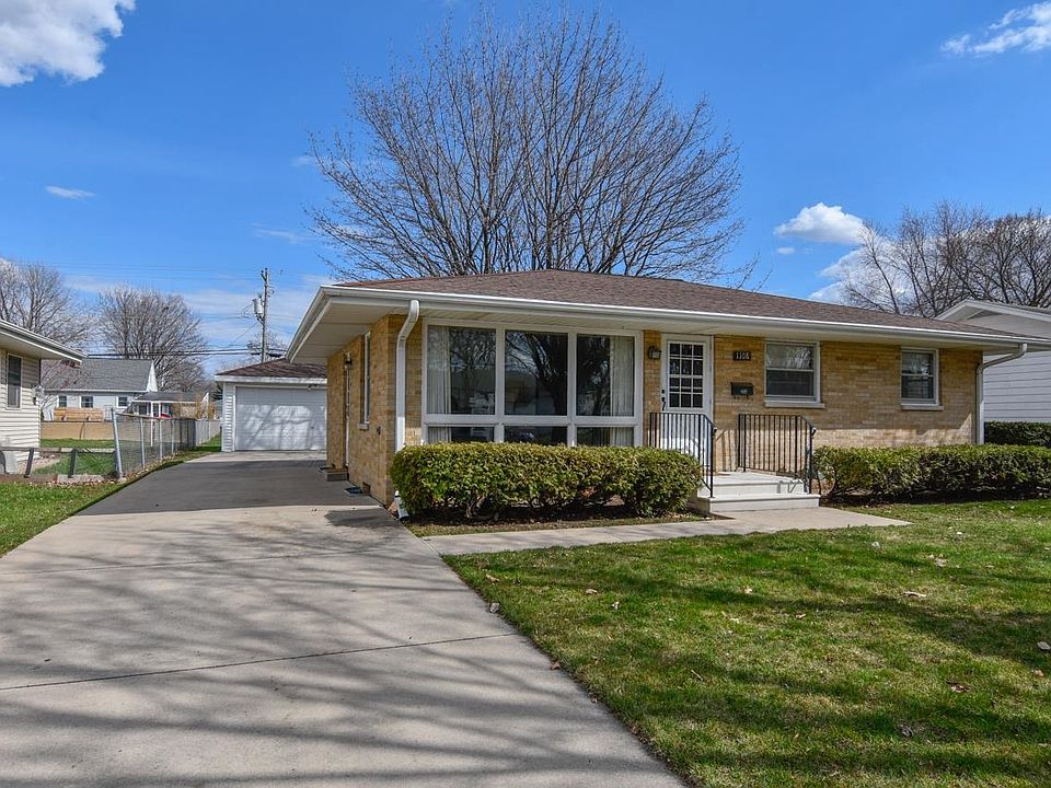 1108 N Locust St, Green Bay, WI 54303 Zillow