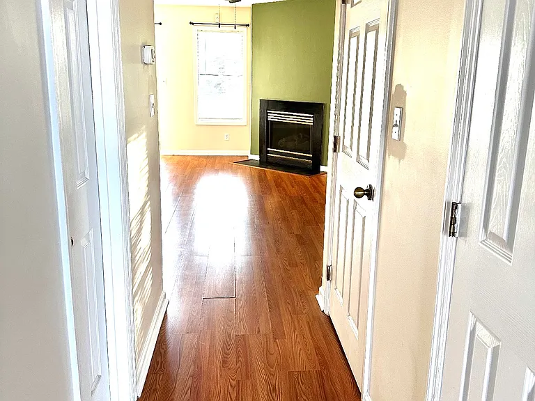 217 Waterdown Dr #7 — Photo 6