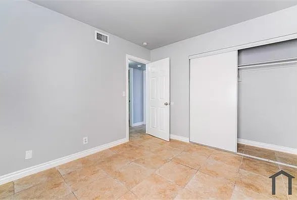 3104 E Carey Ave #2 — Photo 9