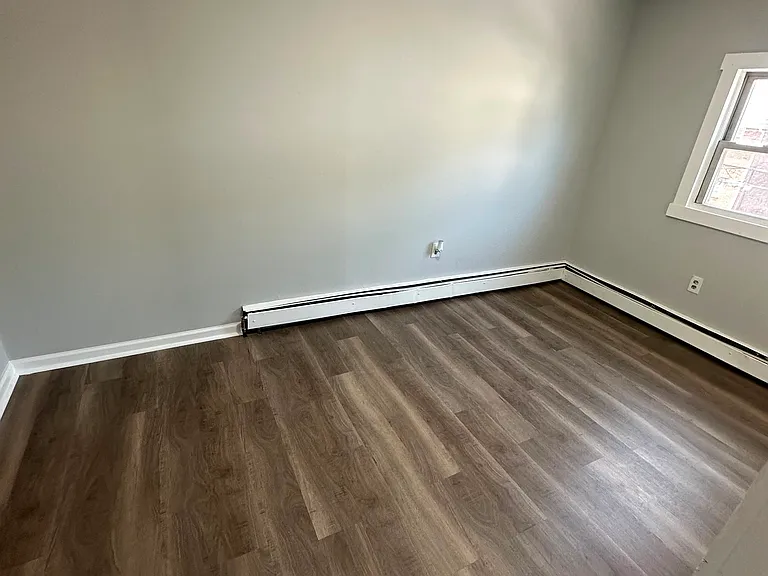 21 Eckert Ave #2 — Photo 2