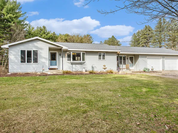 315 Hayes Rd NW, Comstock Park, MI 49321