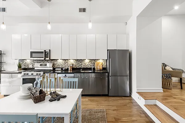 Sold by Compass | media 4