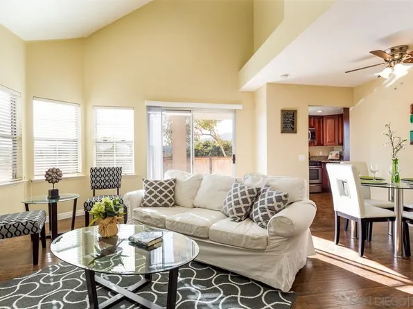 12057 Calle De Montana Unit 209, El Cajon, CA 92019