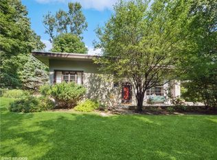 17 Garden Pl, Beacon, NY 12508