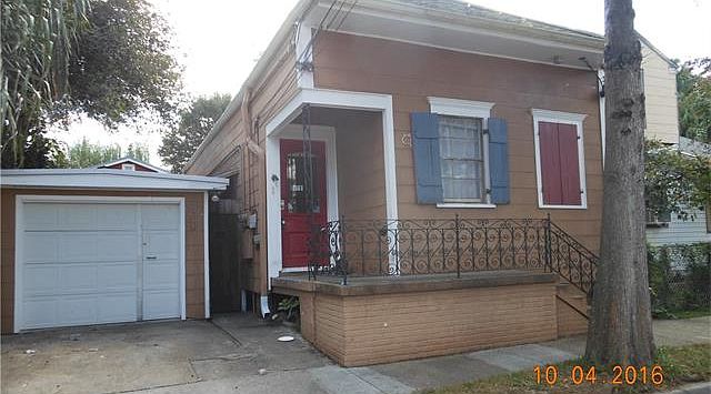 1st image of 625 Independence St