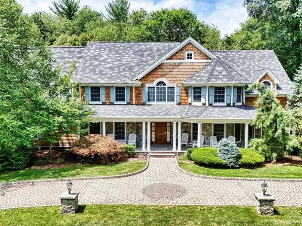1 Cedarwood Ln, Saddle River, NJ 07458