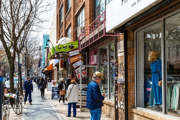 Rented by MNS | media 12