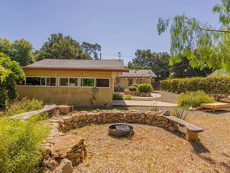 12239 Sisar Rd — Photo 25