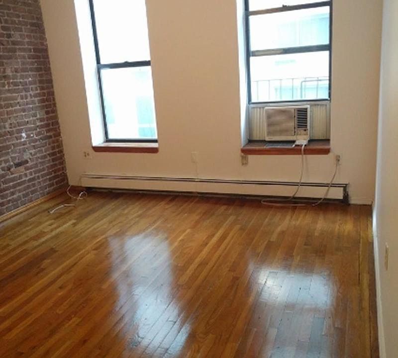 1st image of 103 Clinton St Frnt 2