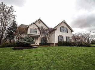 8 Pheasant Dr, Ringoes, NJ 08551