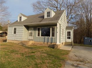 334 Fitch Hill Rd, Uncasville, CT 06382
