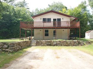 10 Circle Dr, Center Barnstead, NH 03225