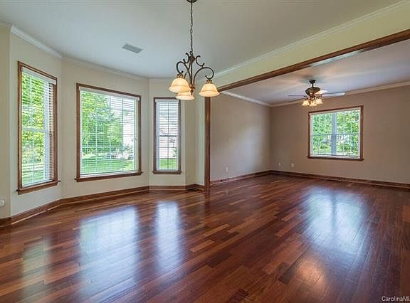 4th image of 13434 Willow Breeze Ln