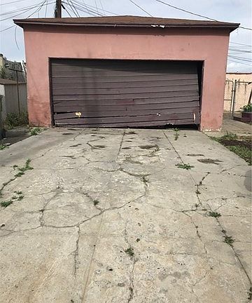 2 car garage