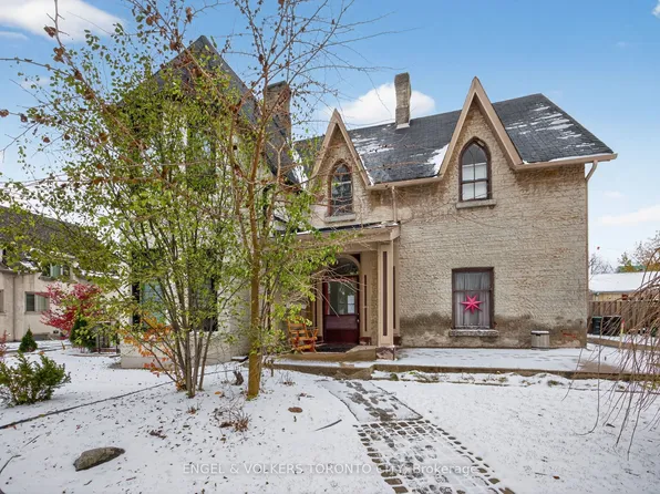 64 High St, Barrie, ON L4N 1W4