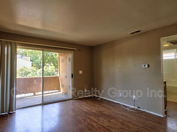 3rd image of 16377 Lakeshore Dr #B-1