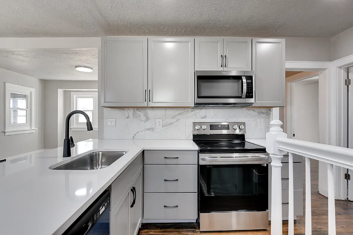 Building Photo - 3218 N 48th St