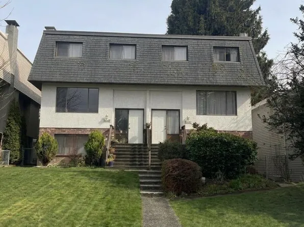 1536 Saint Andrews Ave, North Vancouver, BC V7L 3L5