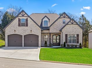 647 Little Turkey Ln, Knoxville, TN 37934