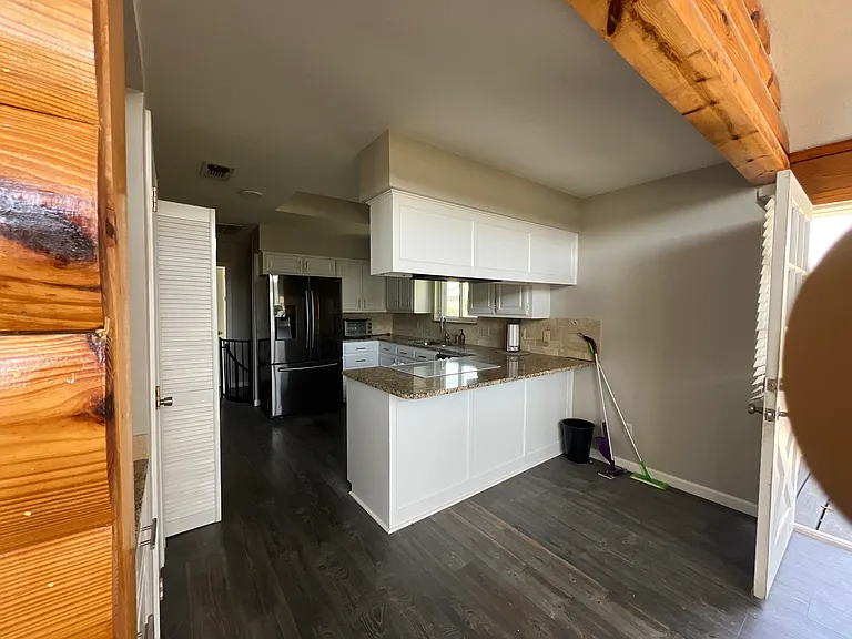 Harbor Cir — Photo 8