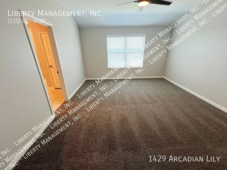1429 Arcadian Lily — Photo 25