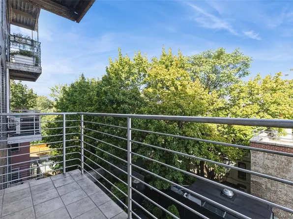 1142 Bedford Avenue image 12 of 26