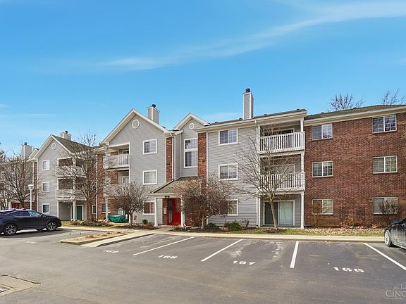 2nd image of 620 Carrington Pl APT 101