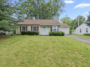 1414 Scottsdale Dr, Champaign, IL