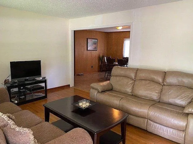 118 Dowdy Dr — Photo 9