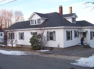 19 School St, Clinton, MA 01510