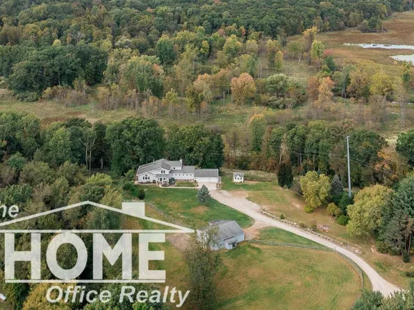 8525 Jonera Ln, Howell, MI 48855