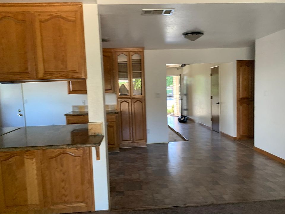 1st image of 862 Placer Ave