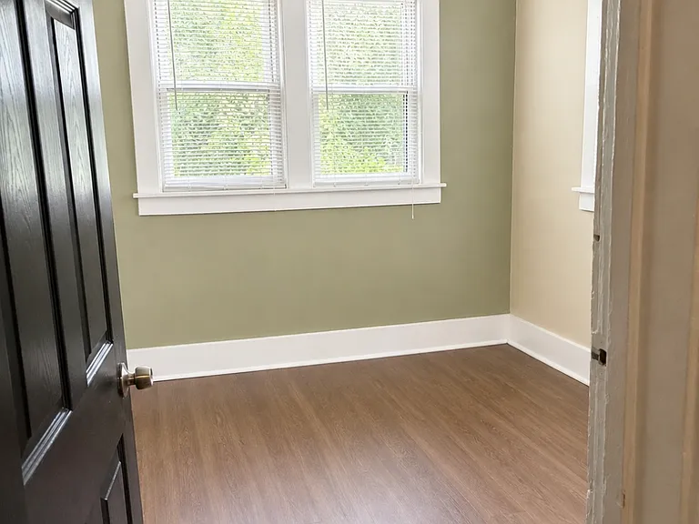 1934 Seward Ave #2E — Photo 12