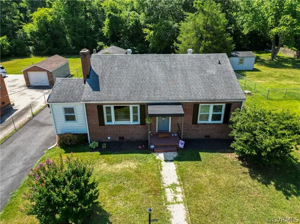 20517 Southlawn Ave, South Chesterfield, VA 23803