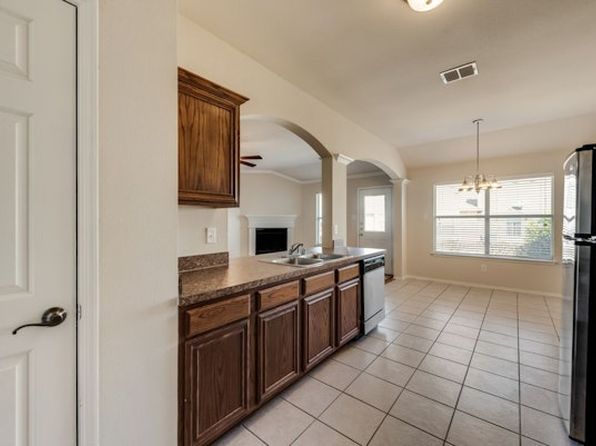 819 Hibiscus Trl #815-1N