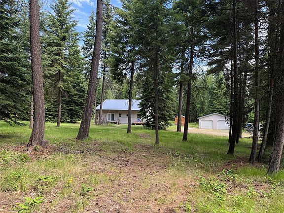 5th image of 21 Country Club Ln